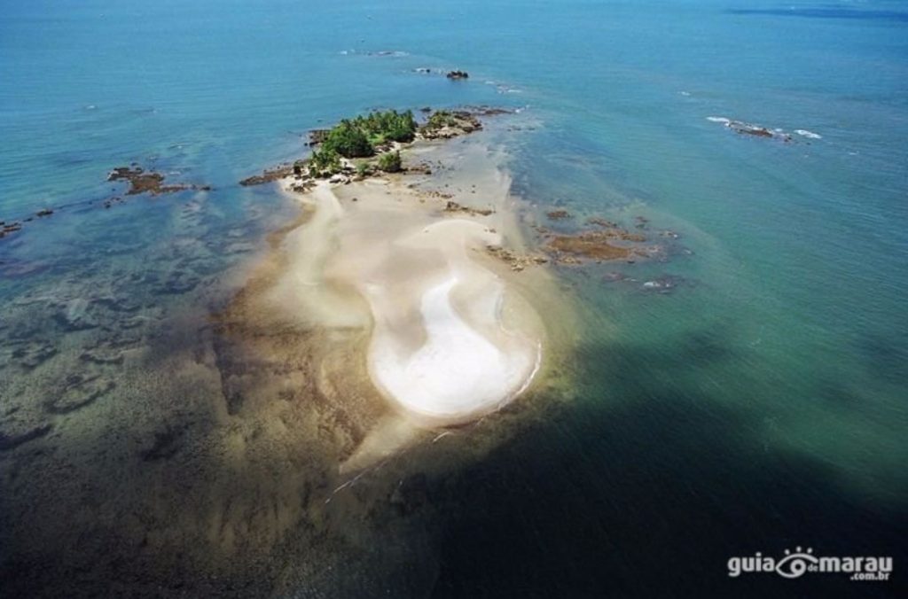 Baía de Camamu - Ilha da Pedra Furada